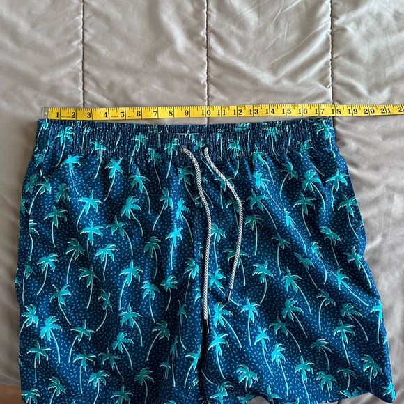139 MaaMgic Men's Swim Trunks with Mesh Lining - Picture 7 of 7